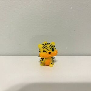 Hatchimals Yellow Tigerette with Glittery Wings 1"